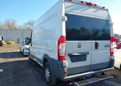 2016 Ram Promaster 2500 High Roof z USA, uszkodzony, nr VIN 3C6TRVCG6GE109032